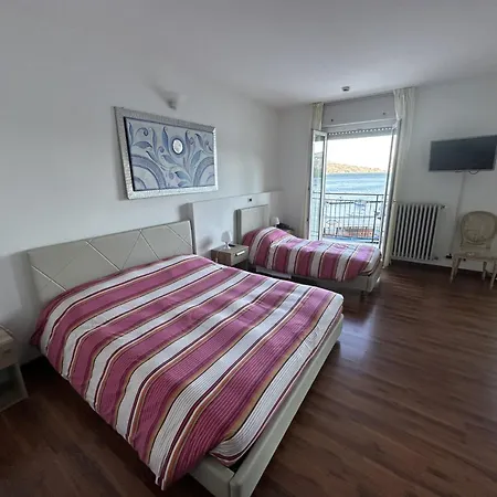 Hotel Capri-2